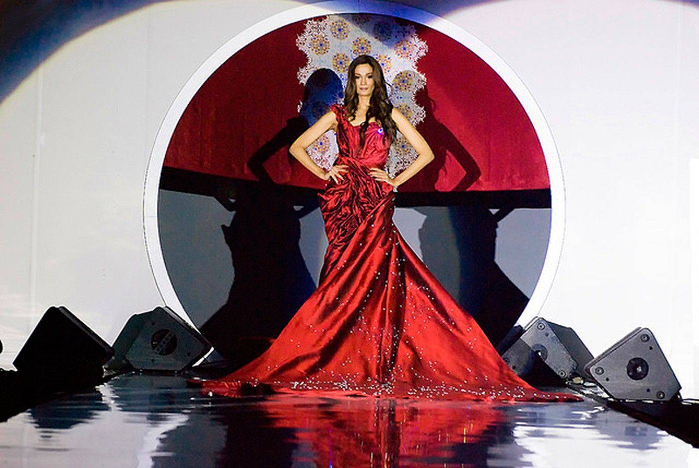 Соловей Куала-Лумпура самое дорогое платье в мире