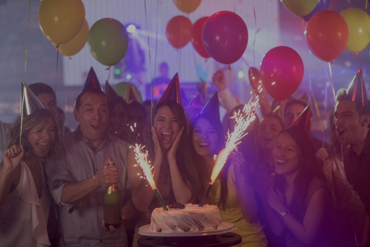 Как легко устроить вечеринку сюрприз на день рождения? | праздник идей