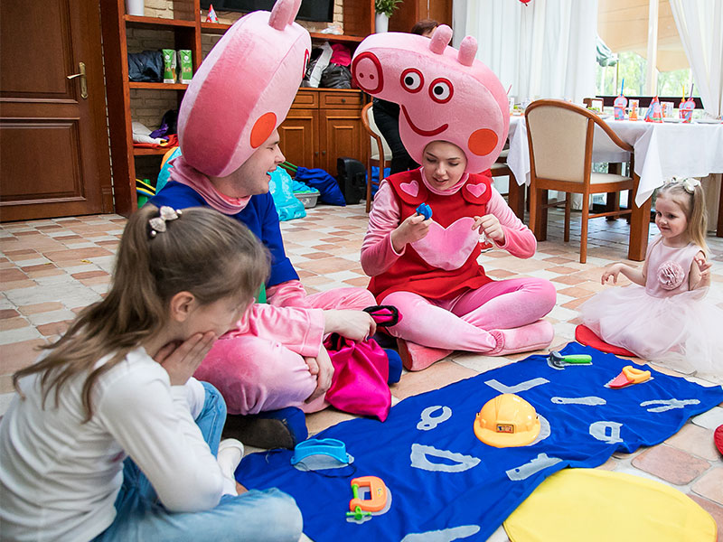 Свинка Пеппа устраивает праздник! День рождения в стиле популярного мультфильма