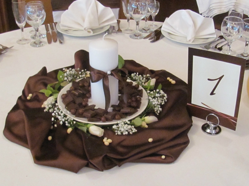 Серпантин идей - как устроить "теплую" шоколадную свадьбу зимой. // как оформить зал наряд жениха и невесты в шоколадном стиле