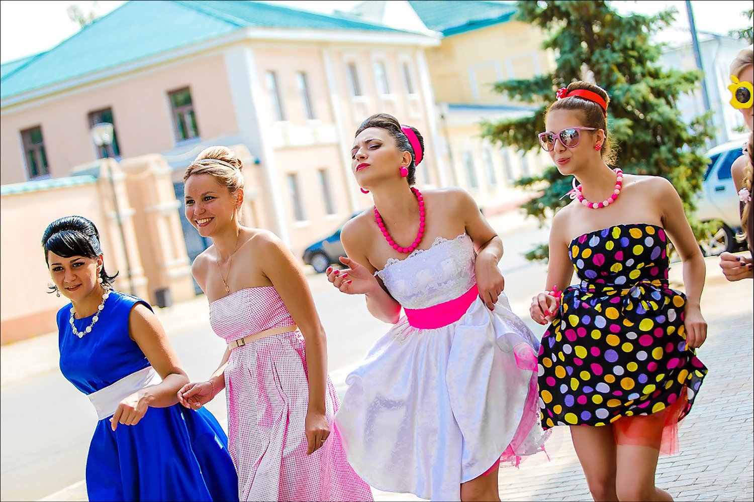 Тематическая вечеринка в стиле «стиляги»: идеи оформления, развлечения и нарядов :: syl.ru