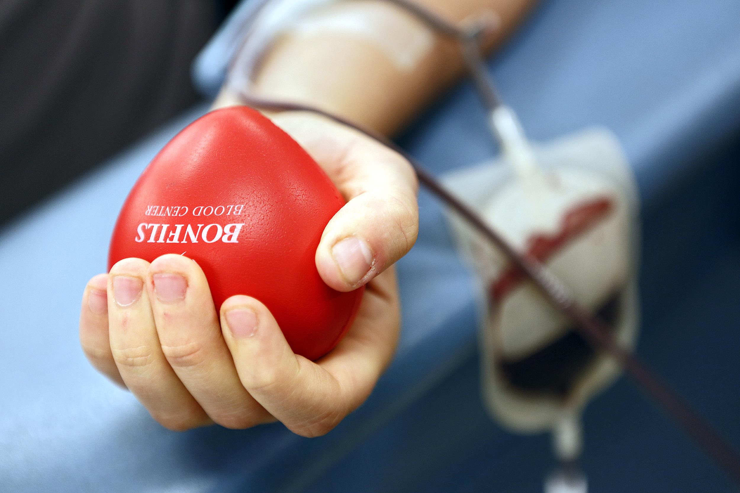 Всемирный день донора кровисодержание а также фон [ править ]