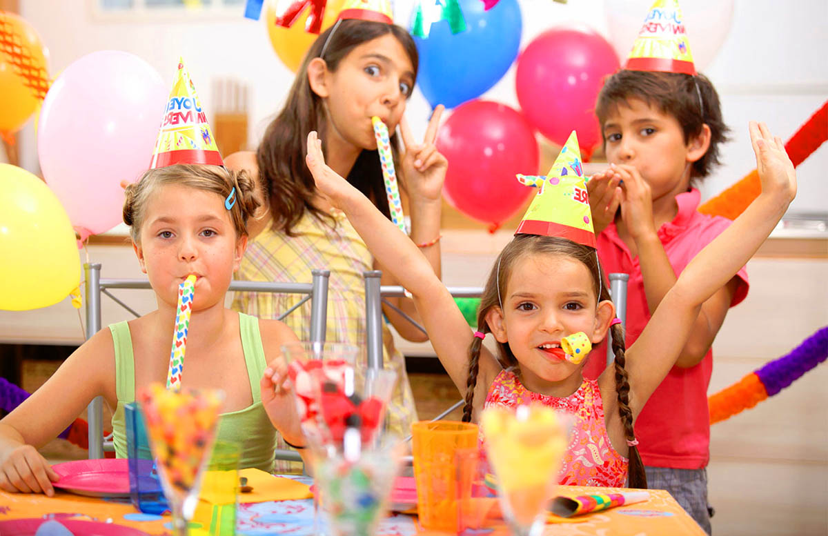 Серпантин идей - детские игры и конкурсы для юбилеев и других праздников // коллекция идей, развлечений и поздравлений для маленьких гостей на взрослом празднике