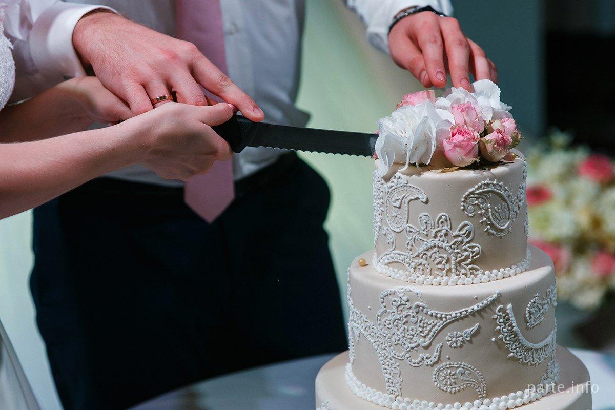 Свадебный торт: идеи для молодожен и гостей. советы