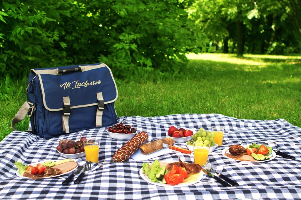 Закуски для пикника на природе летом