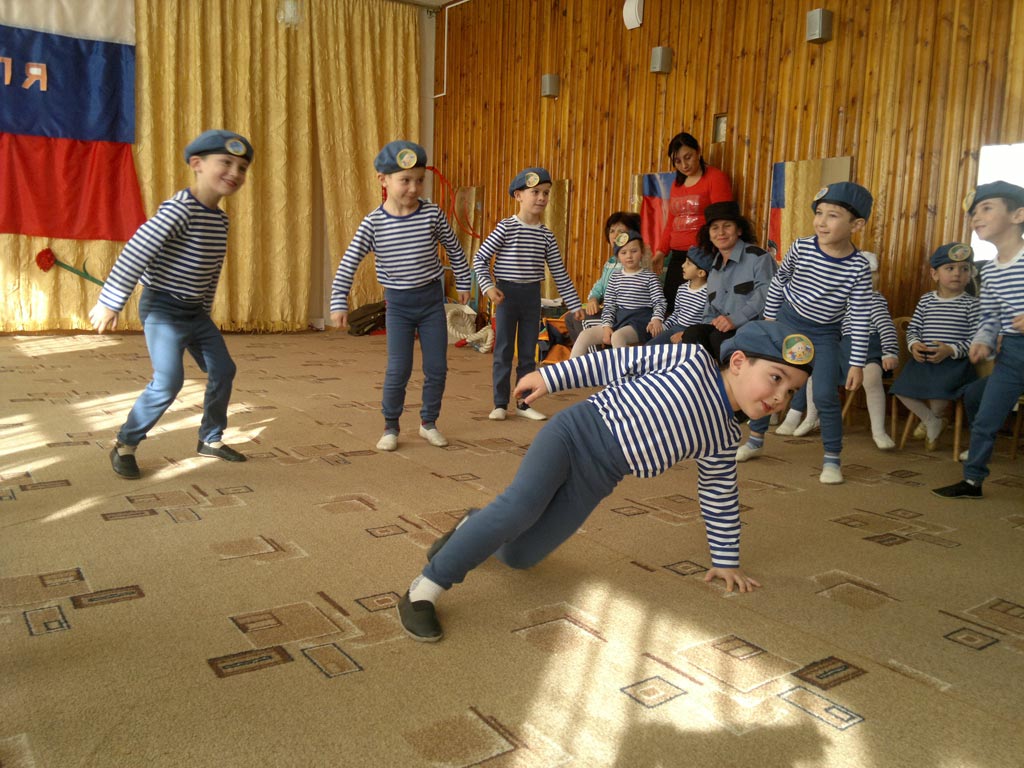 День защитников отечества в начальной школе: конкурсы мальчиков 23 февраля
