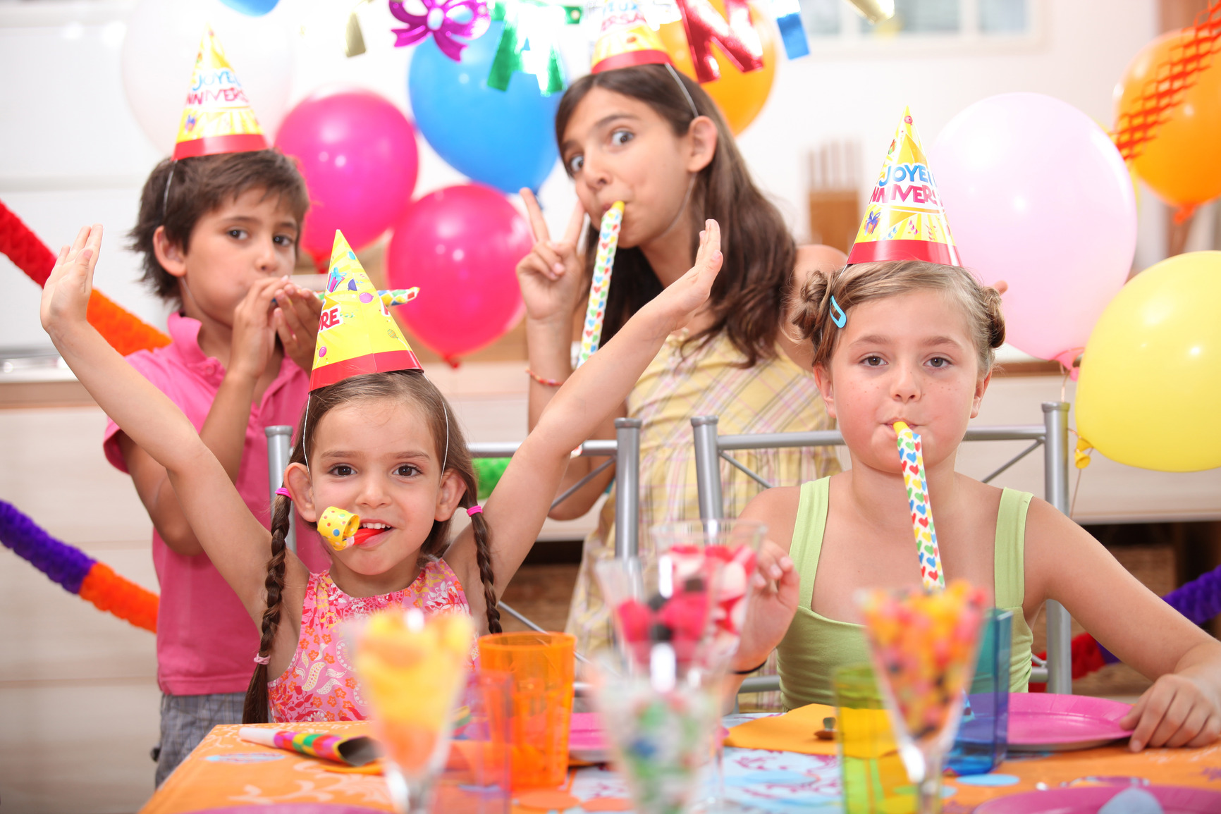 Конкурсы на день рождения подростка: смешные, веселые и интересные
