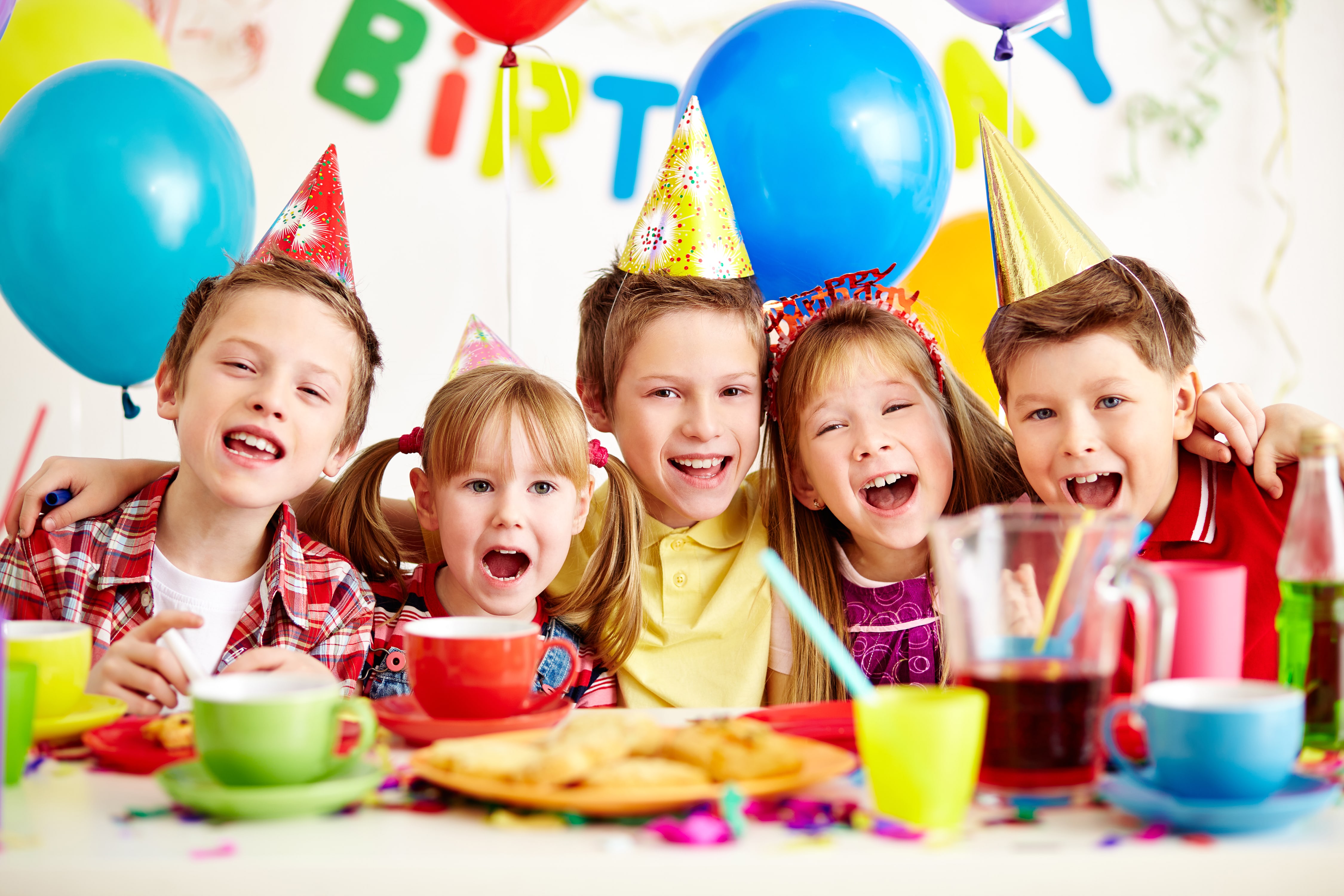 10 идей тематических вечеринок на детский день рождения - kidsvisitor.com