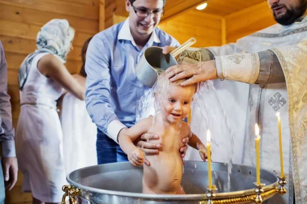 О крыжме для крещения ребенка. что такое крыжма для крещения? крыжма для крещения ребенка своими руками как же следует хранить крестильную пеленочку или полотенце