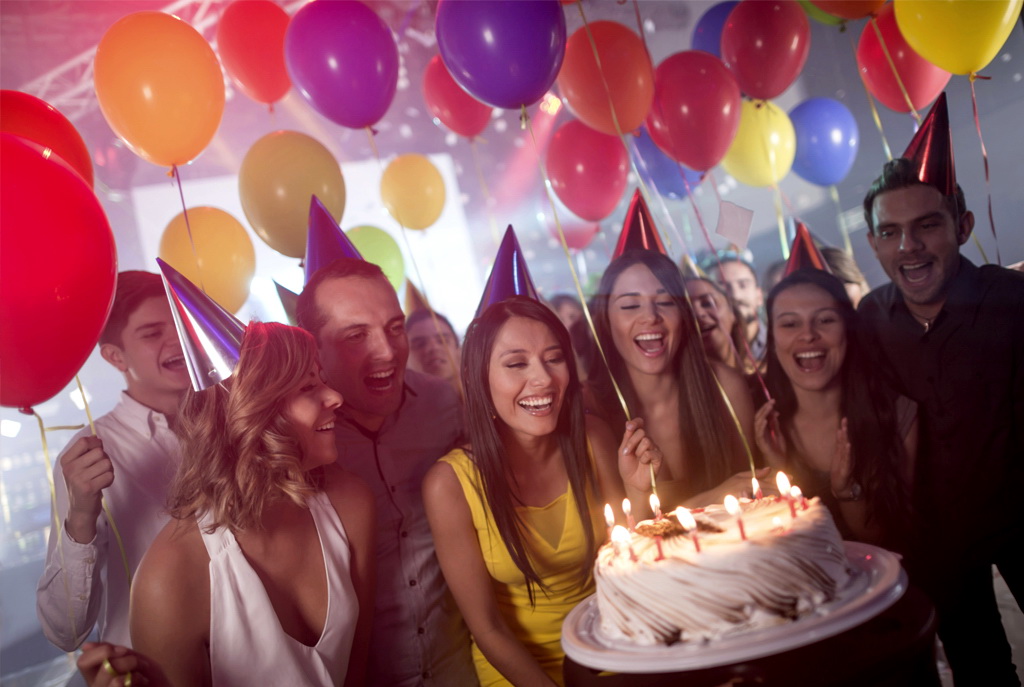 День рождения «Вечеринка-сюрприз»