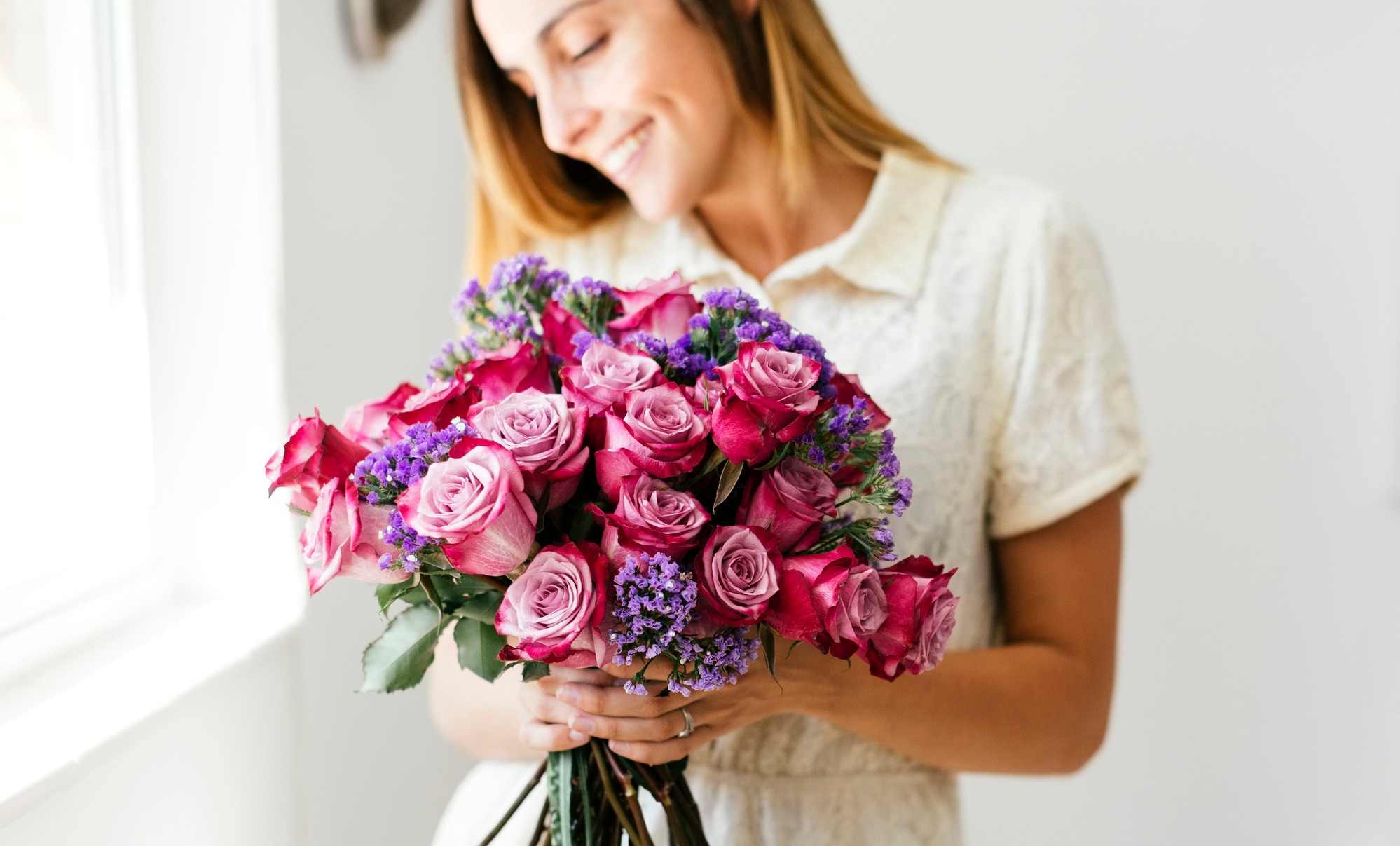 Какие цветы подарить девушке - значение количества
