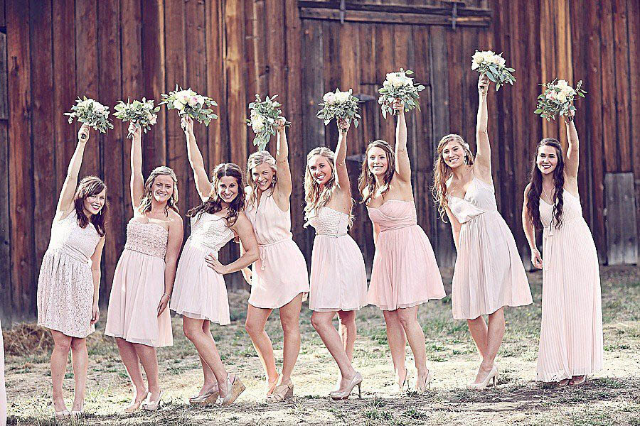 Платье подружки невесты: модели, цвета, сочетания (313 фото)