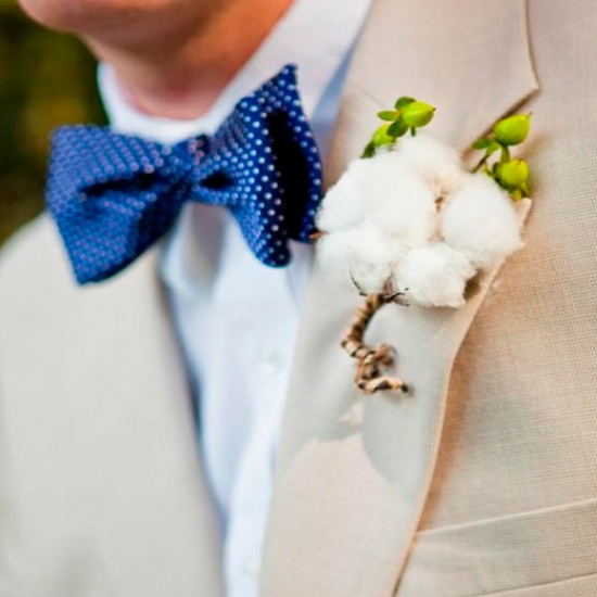 Бутоньерка на свадьбу: как крепить свадебную бутоньерку на пиджак жениха? фото бутоньерок для свидетелей