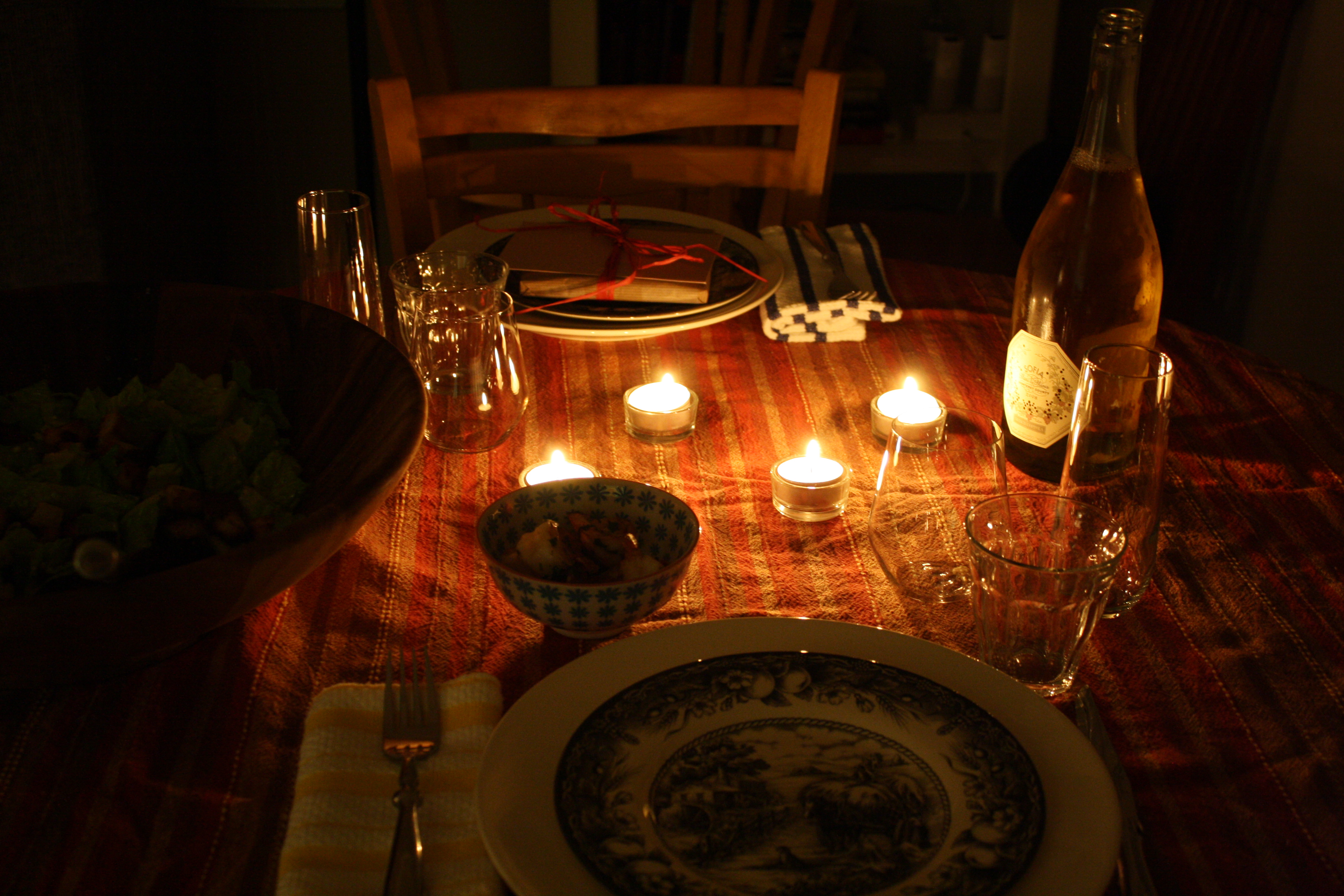 Романтический вечер для двоих дома идеи в домашних условиях - 24 фото