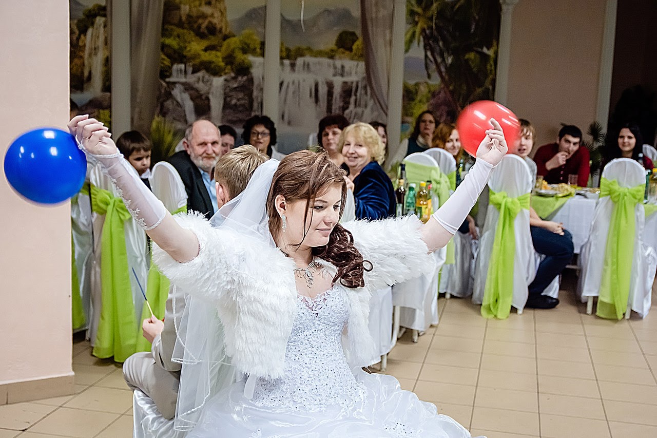 Селфи-зеркало, фуд-шоу и еще 10 ультрасовременных развлечений на свадьбу для гостей