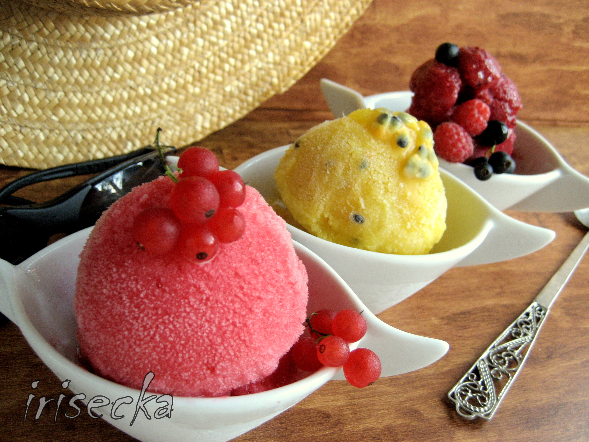 Десерт из замороженной клубники. необычные десерты из замороженных ягод что приготовить с замороженной клубникой