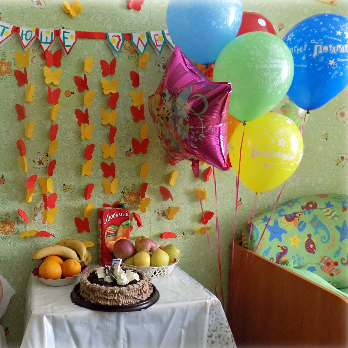 Как украсить стол на день рождения ребенка: фото, видео, идеи
