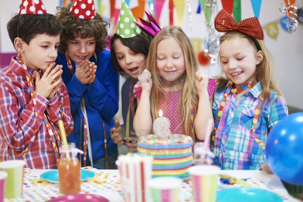 12 необычных идей для детского дня рождения: поиграем в профессии!