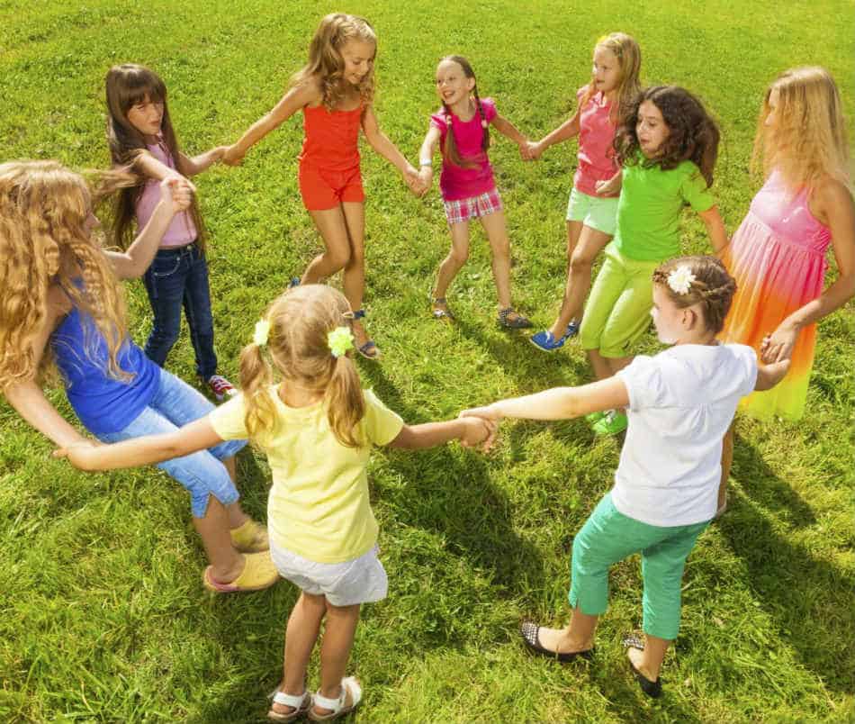 Подвижные и командные игры для летнего отдыха детей.