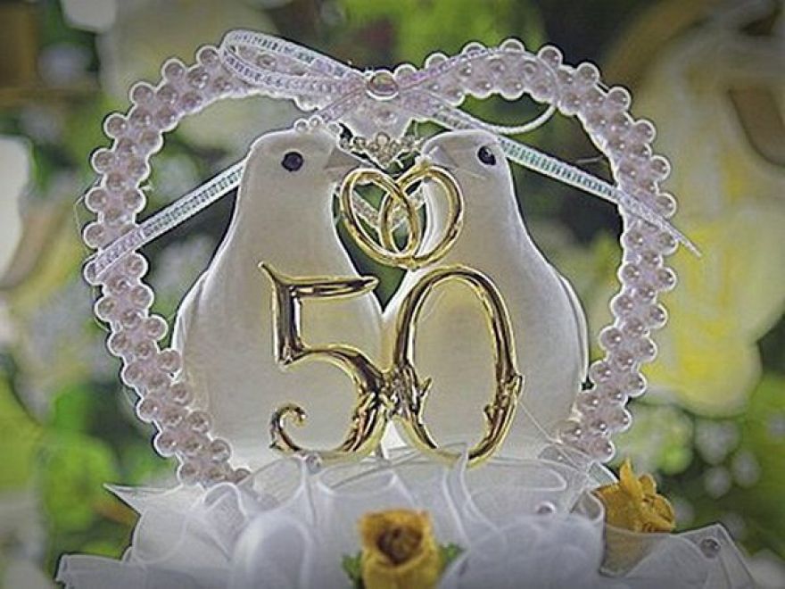 Золотая свадьба 50 лет! узнайте что подарить и советы