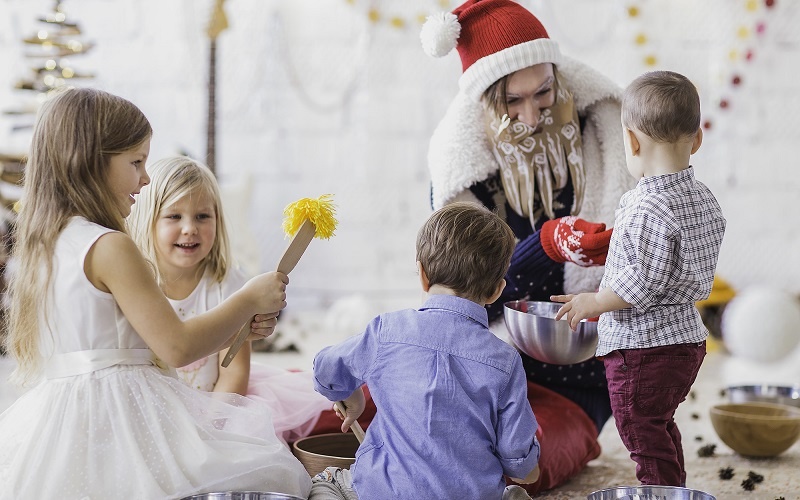 Новогодние каникулы 2021: куда сходить с детьми? 11 лучших идей, чем заняться в новогодние праздники всей семьей