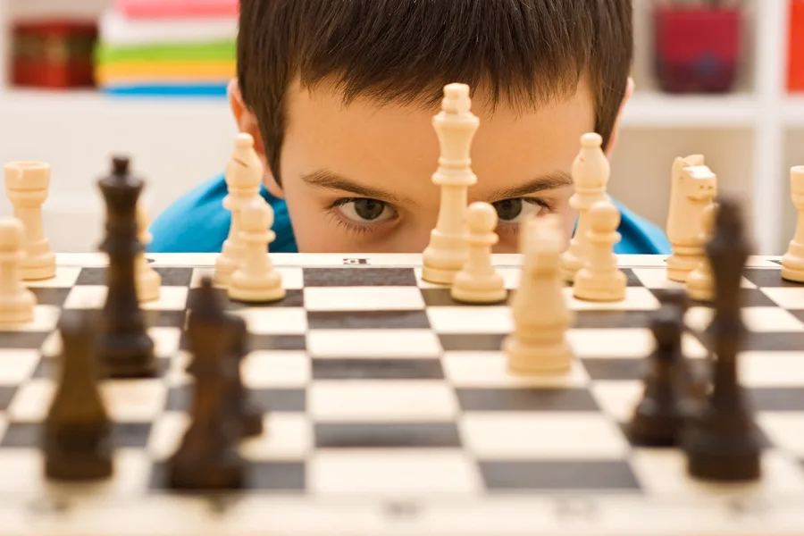 Обучение шахматам с нуля: обзор лучших онлайн-школ и курсов