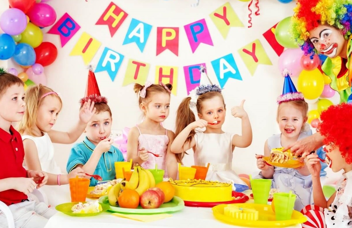 Где отметить день рождения ребенка 10 лет: варианты девочек и мальчиков
