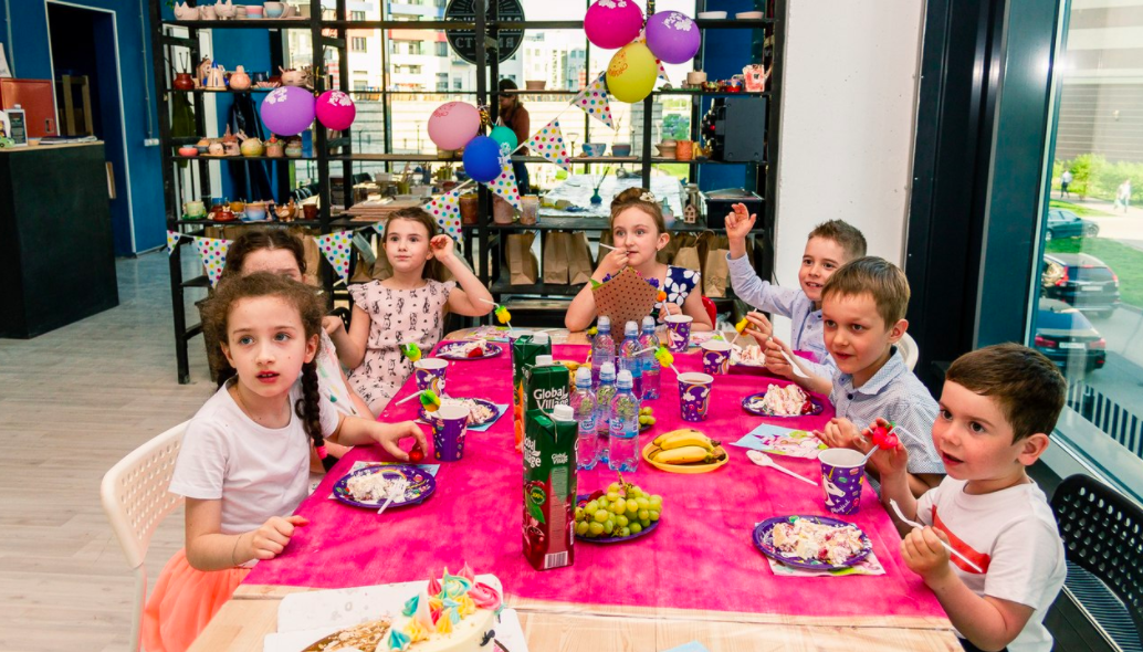 Где отметить день рождения ребенка в москве, как провести и отпраздновать детский др мальчику 1, 2 и 5 лет или подростку — гид по москве like&go
